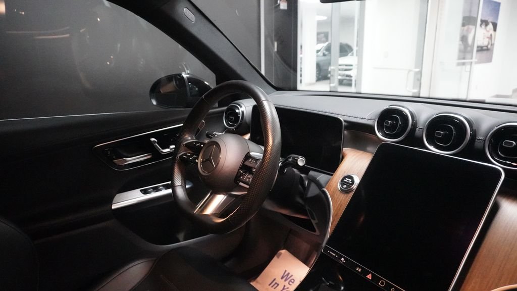 Certified Used 2023 Black Mercedes-Benz GLC 300 image 9