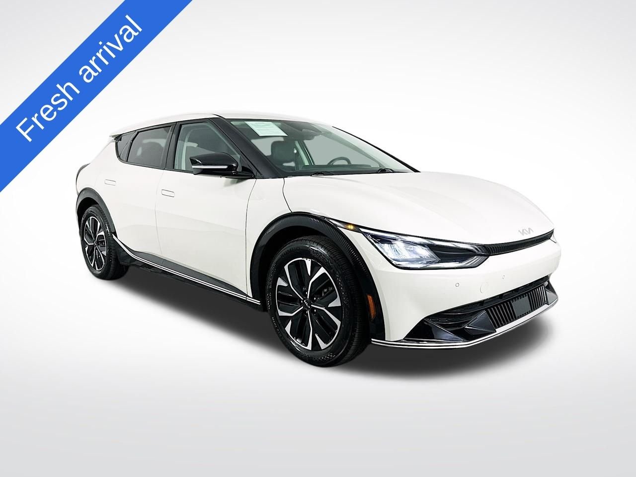 Used 2024 Glacier Kia Wind image 1