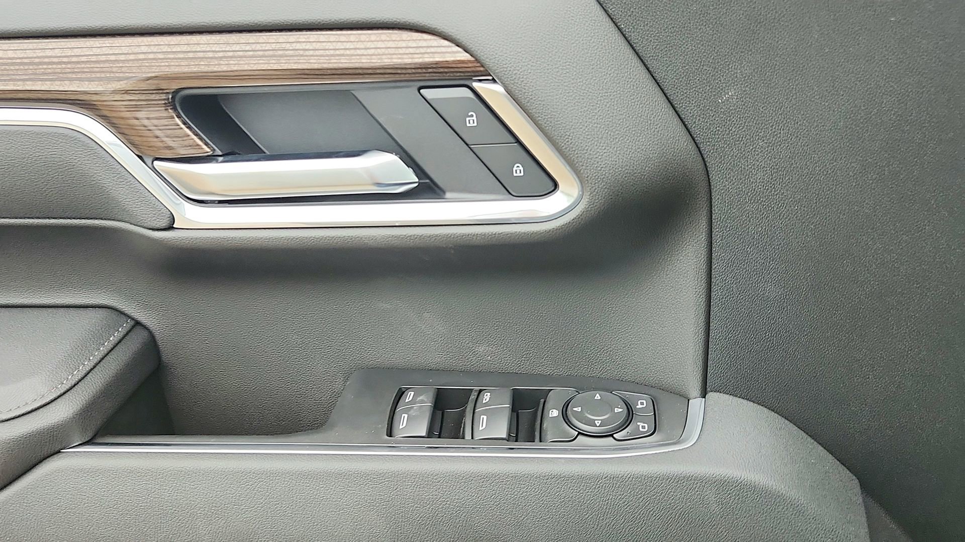 2026 Chevrolet Silverado 1500 LT Trail Boss - Photo 21