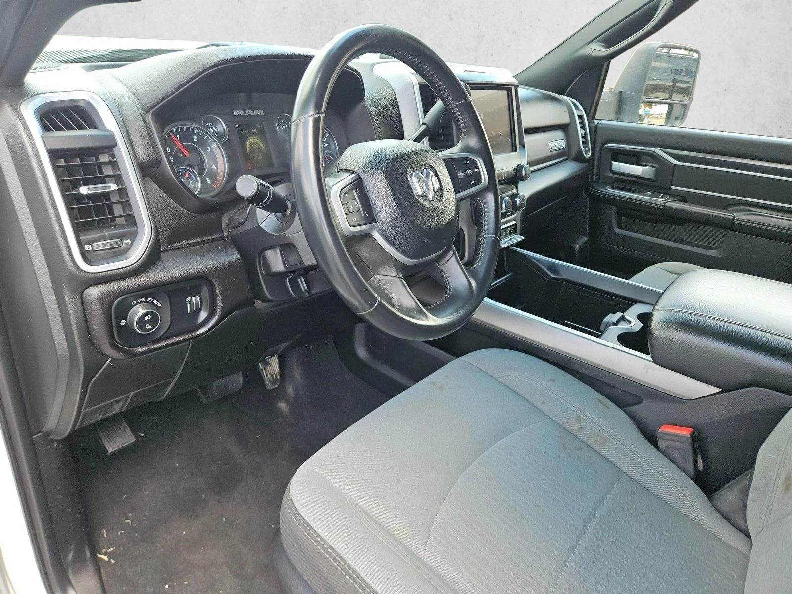 Used 2024 Bright White Clearcoat RAM Big Horn image 16