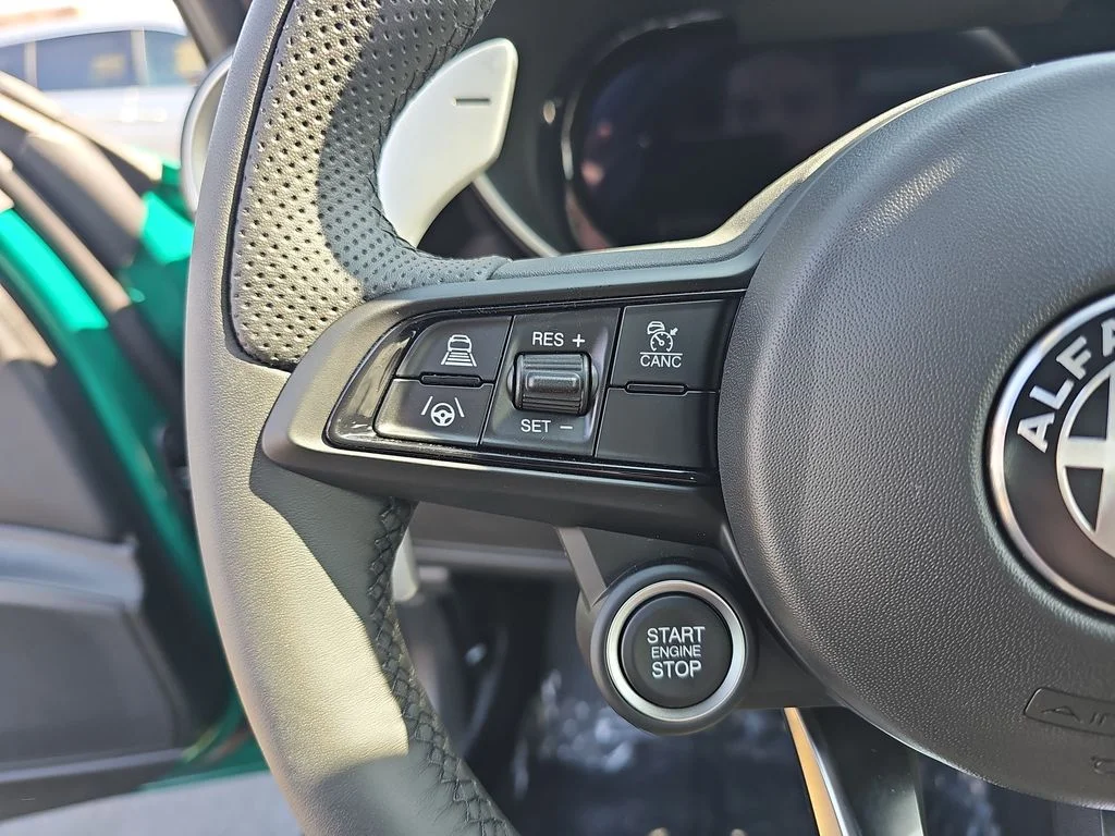 2026 Alfa Romeo Giulia Base - Photo 16