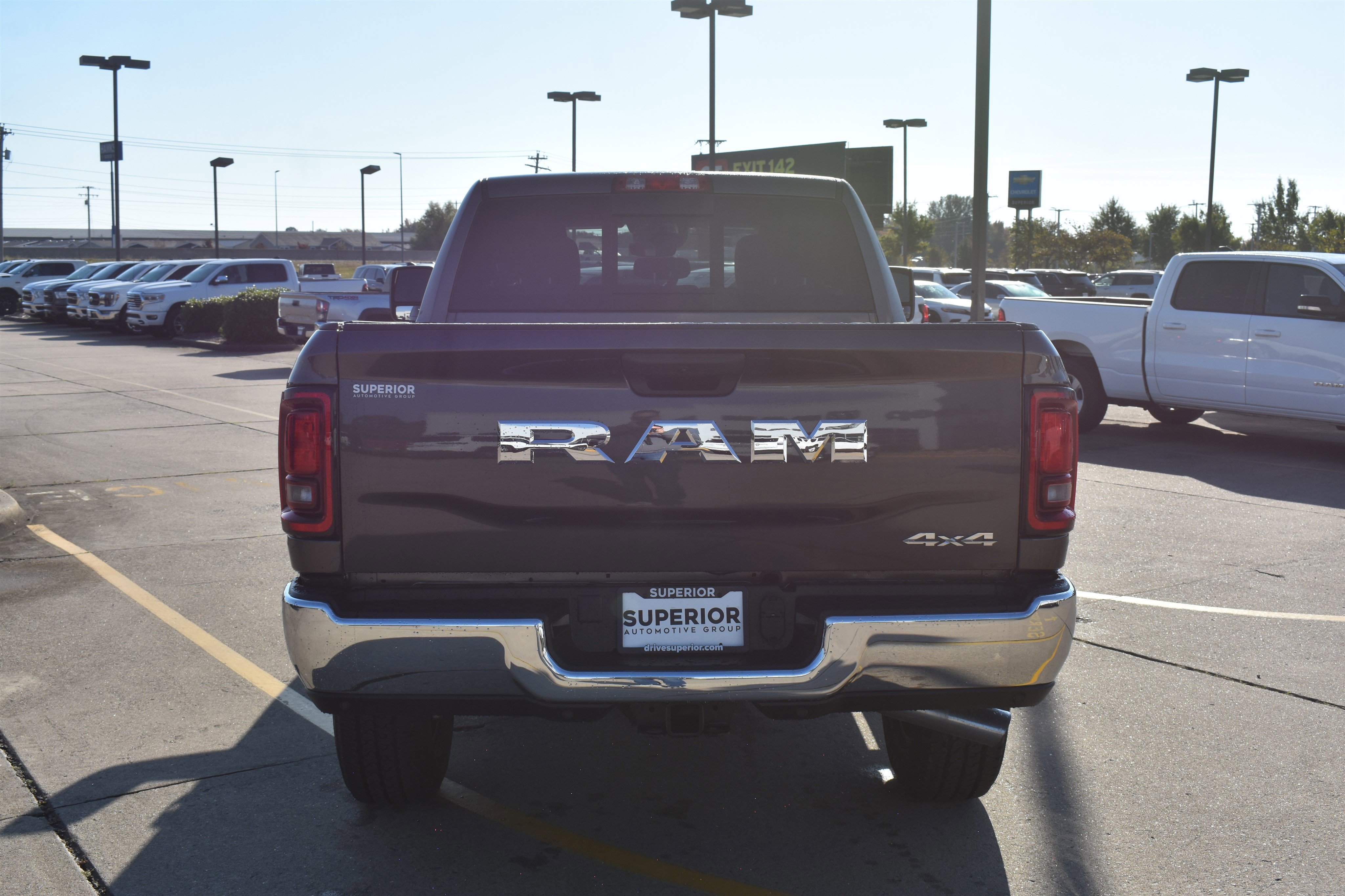 New 2026 Granite Crystal Metallic Clear-Coat Exterior Paint RAM Tradesman image 6