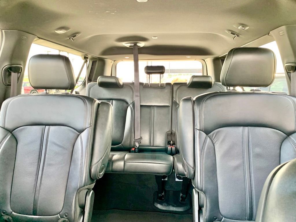 Used 2025 White Jeep Series II image 44