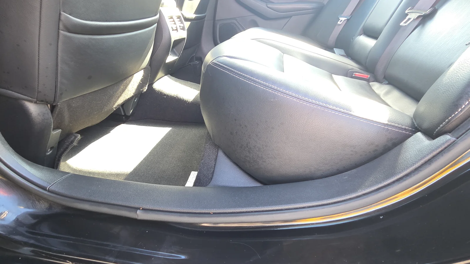 Used 2021 Black Nissan 2.5 SL image 18