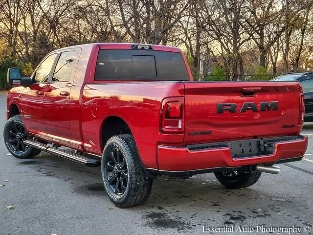 New 2026 Molten Red Pearl-Coat Exterior Paint RAM Laramie image 7