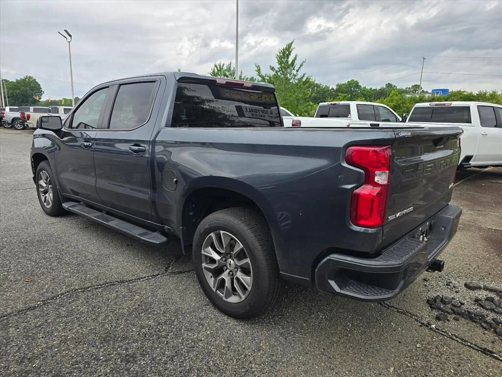 Used 2021 SHADOW GRAY METALLIC Chevrolet RST image 11