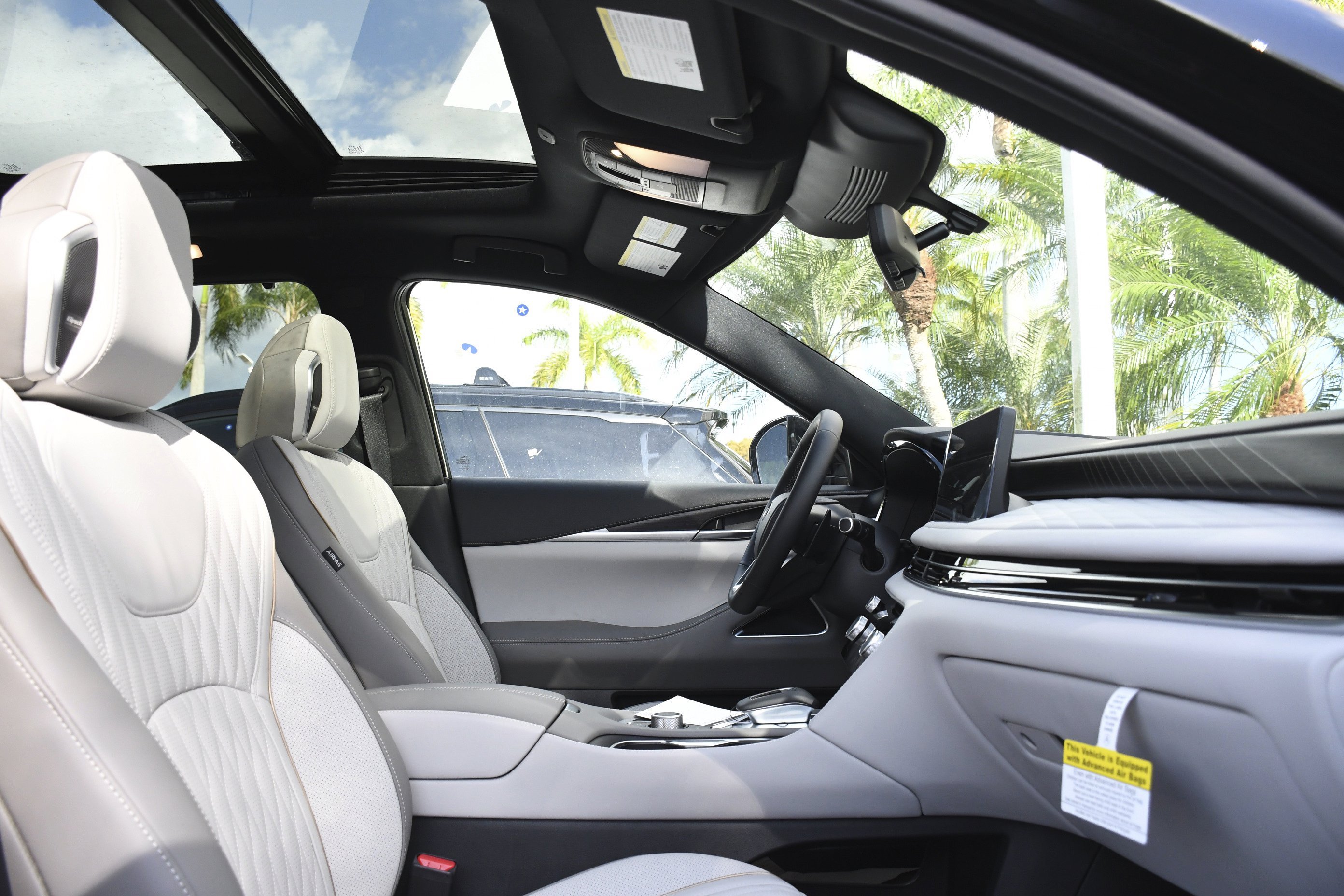 New 2026 MINERAL BLACK INFINITI Autograph AWD image 35
