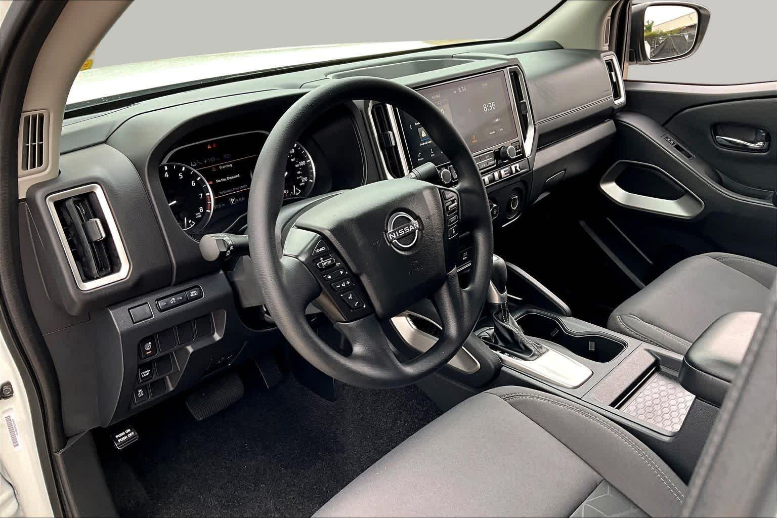 Used 2025 Glacier White Nissan SV image 17