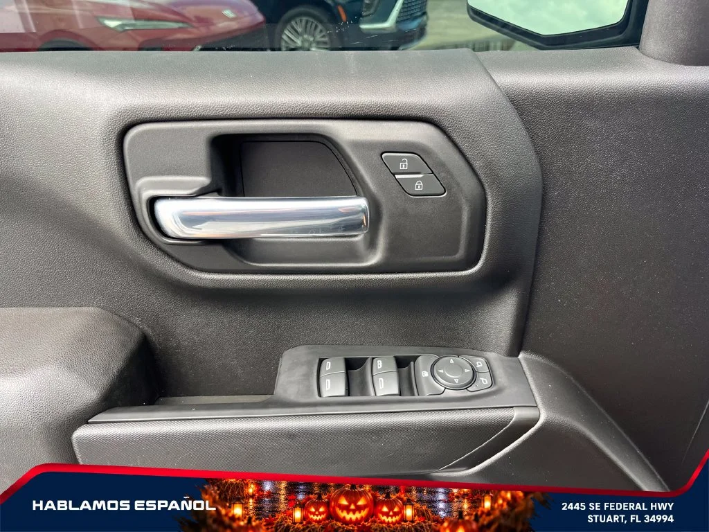 Used 2021 SUMMIT WHITE Chevrolet Custom image 17