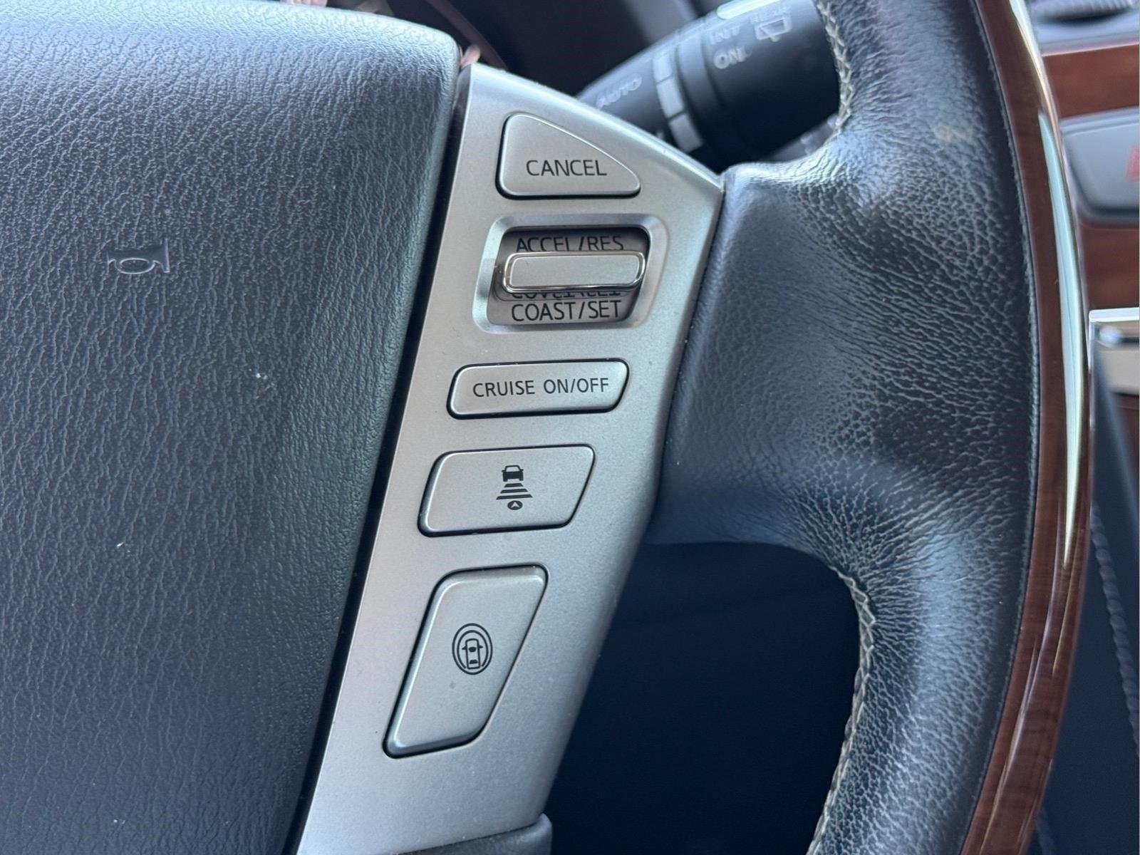 Used 2019 Graphite Shadow INFINITI LUXE image 28