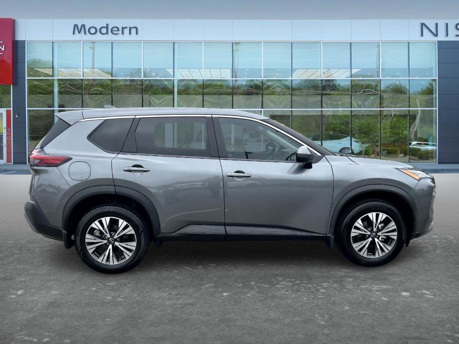 Certified Used 2023 Gun Metallic Nissan SV image 4