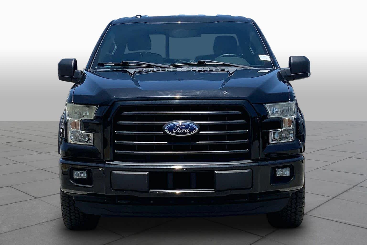 Used 2015 Tuxedo Black Metallic Ford XLT image 4