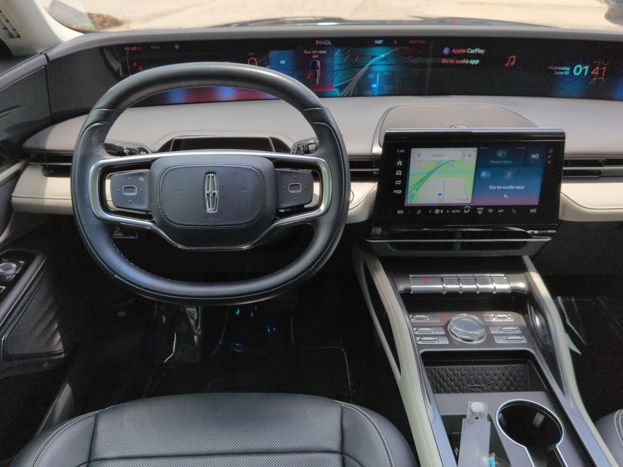 Used 2024 Blue Lincoln Premiere image 18