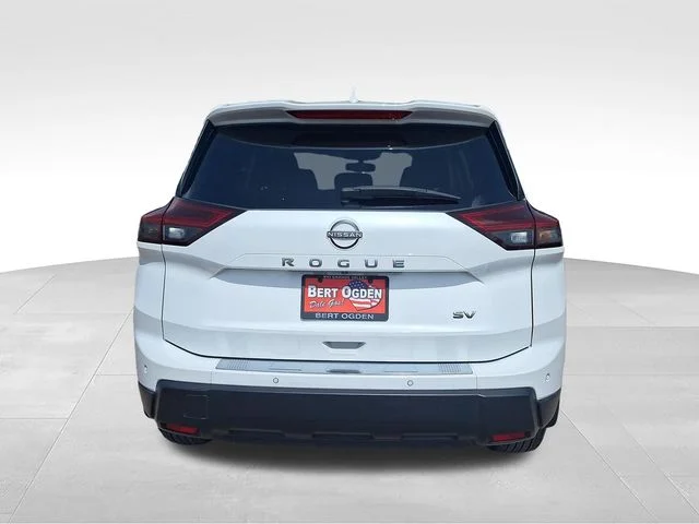 Used 2024 White Nissan SV image 7