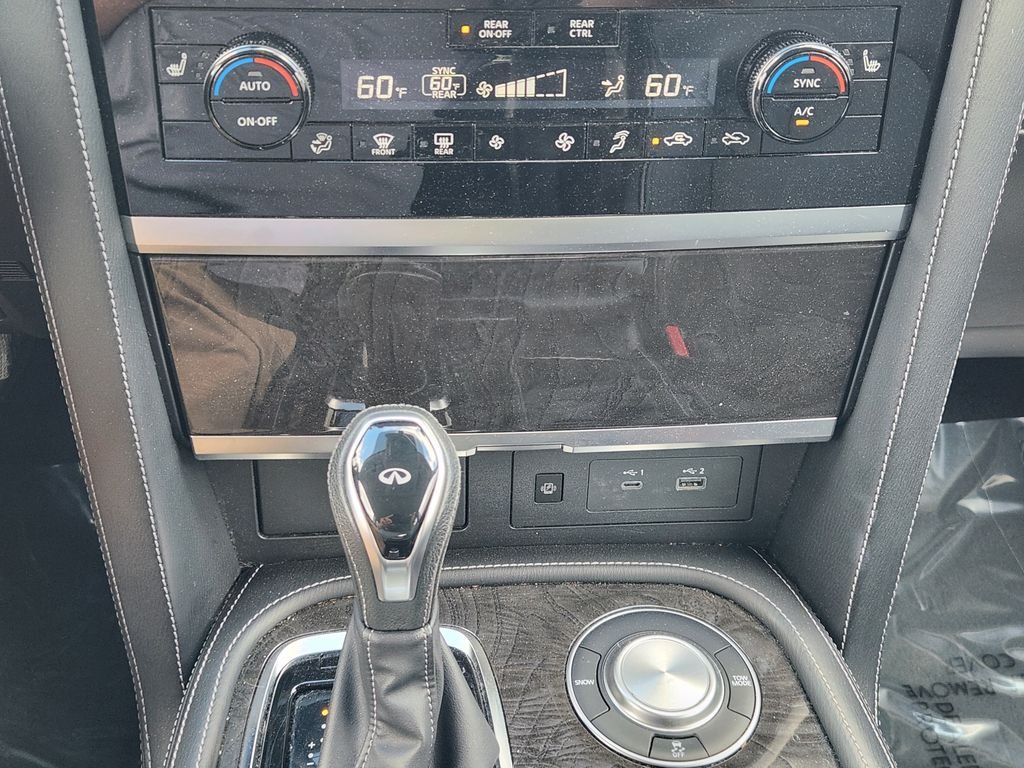 Used 2024 Gray INFINITI LUXE image 19