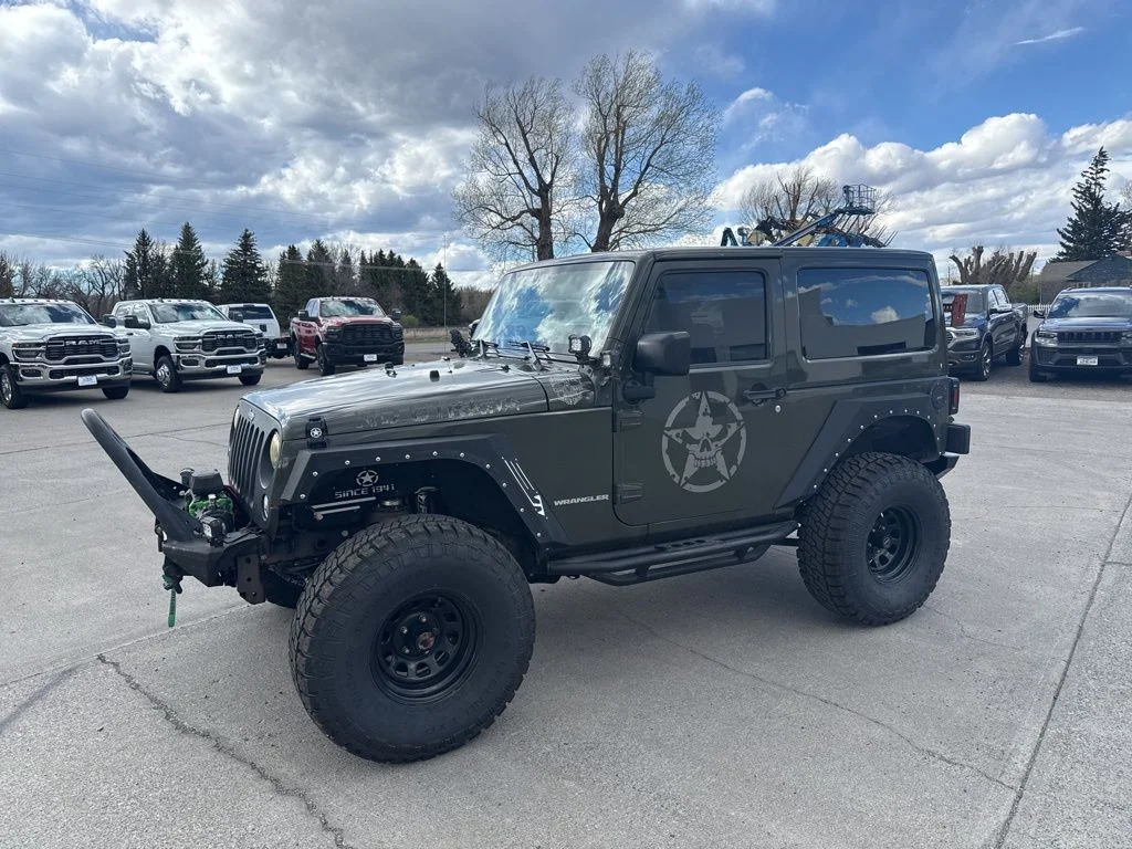 Used 2016 Green Jeep Rubicon image 6