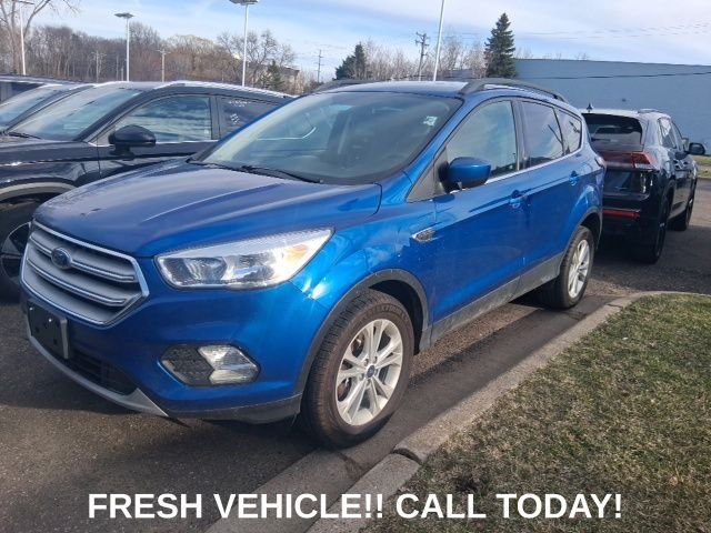Used 2018 Ford Escape SE with VIN 1FMCU9GD5JUD16921 for sale in Inver Grove Heights, Minnesota