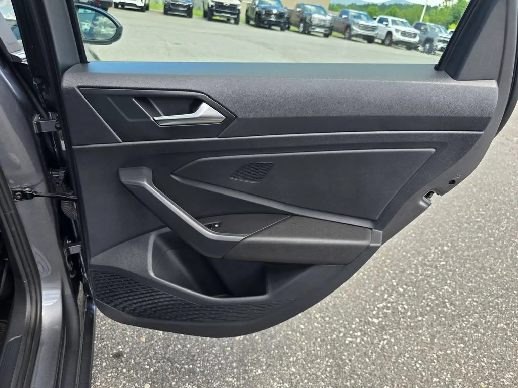 2024 Volkswagen Jetta SE - Photo 49