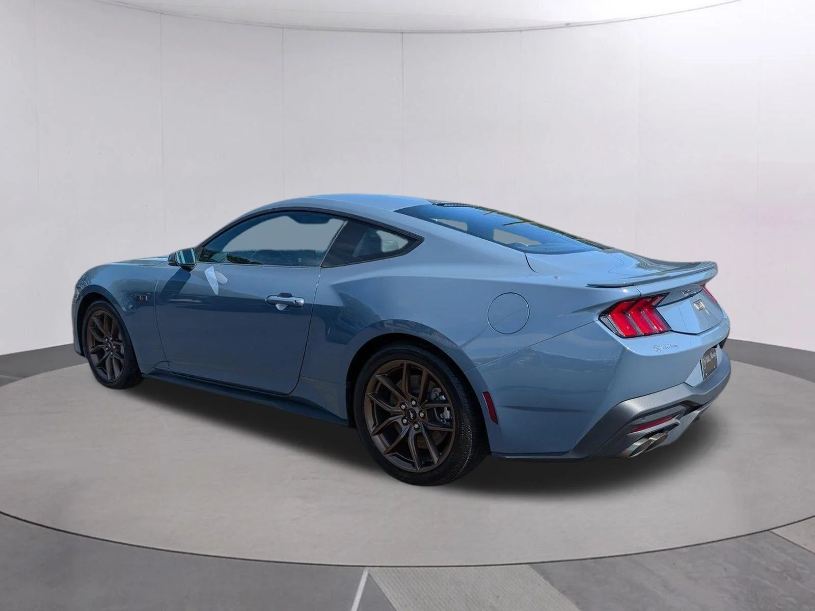 Used 2025 Vapor Blue Ford GT Premium image 3