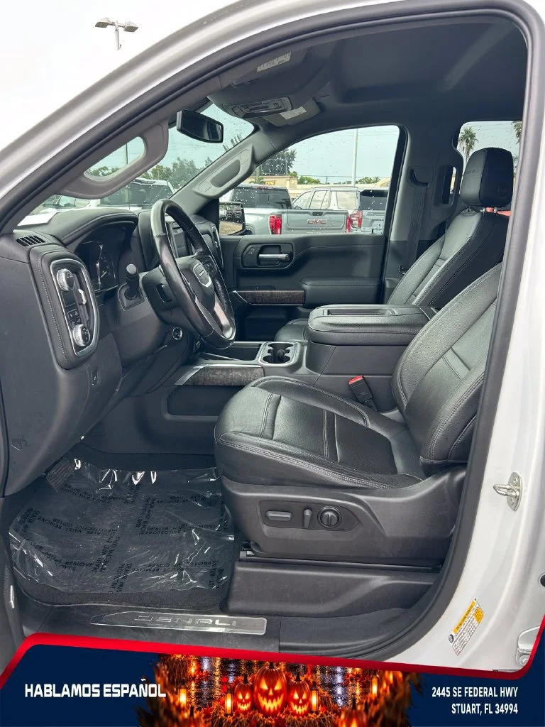 Used 2021 WHITE FROST TRICOAT GMC Denali image 9