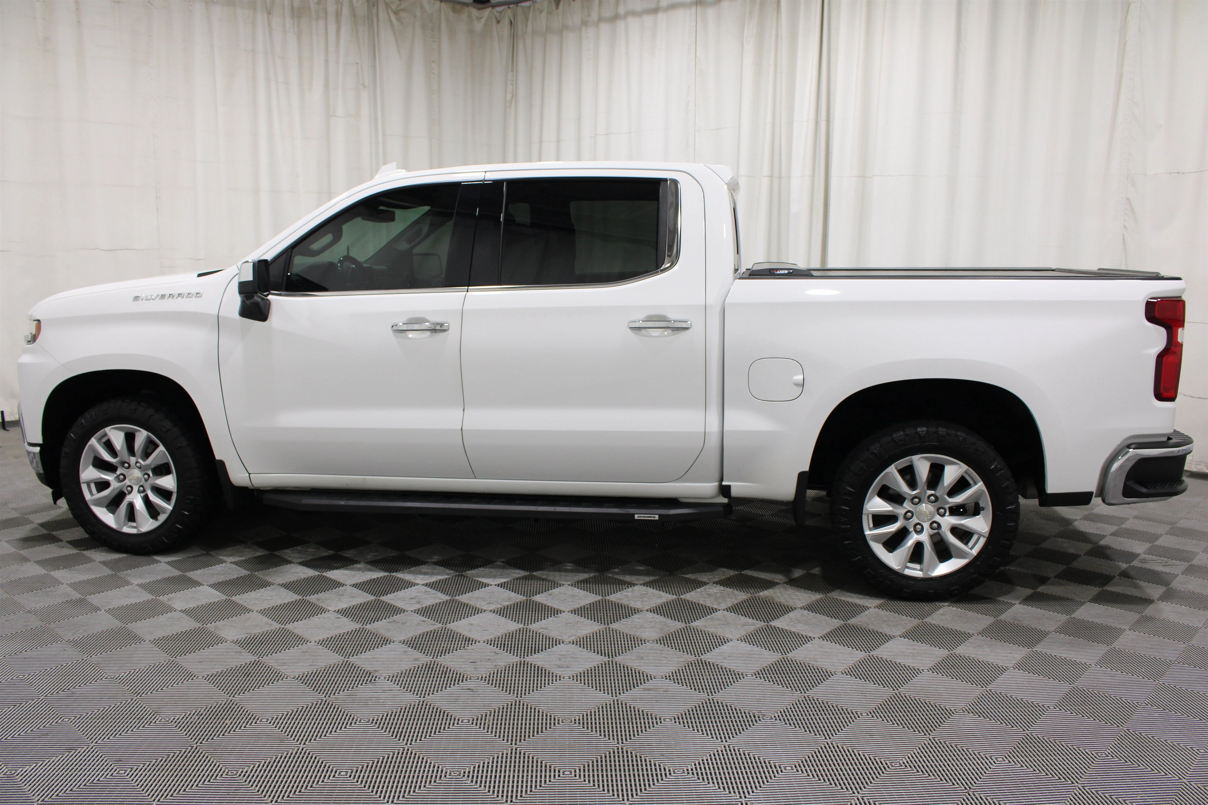 2020 Chevrolet Silverado 1500 LTZ - Photo 32