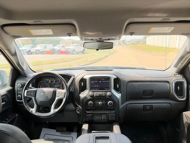 Used 2019 Silver Chevrolet LT Trail Boss image 31