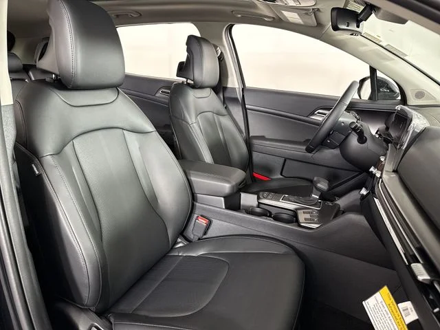 New 2026 Ebony Black Kia EX image 24