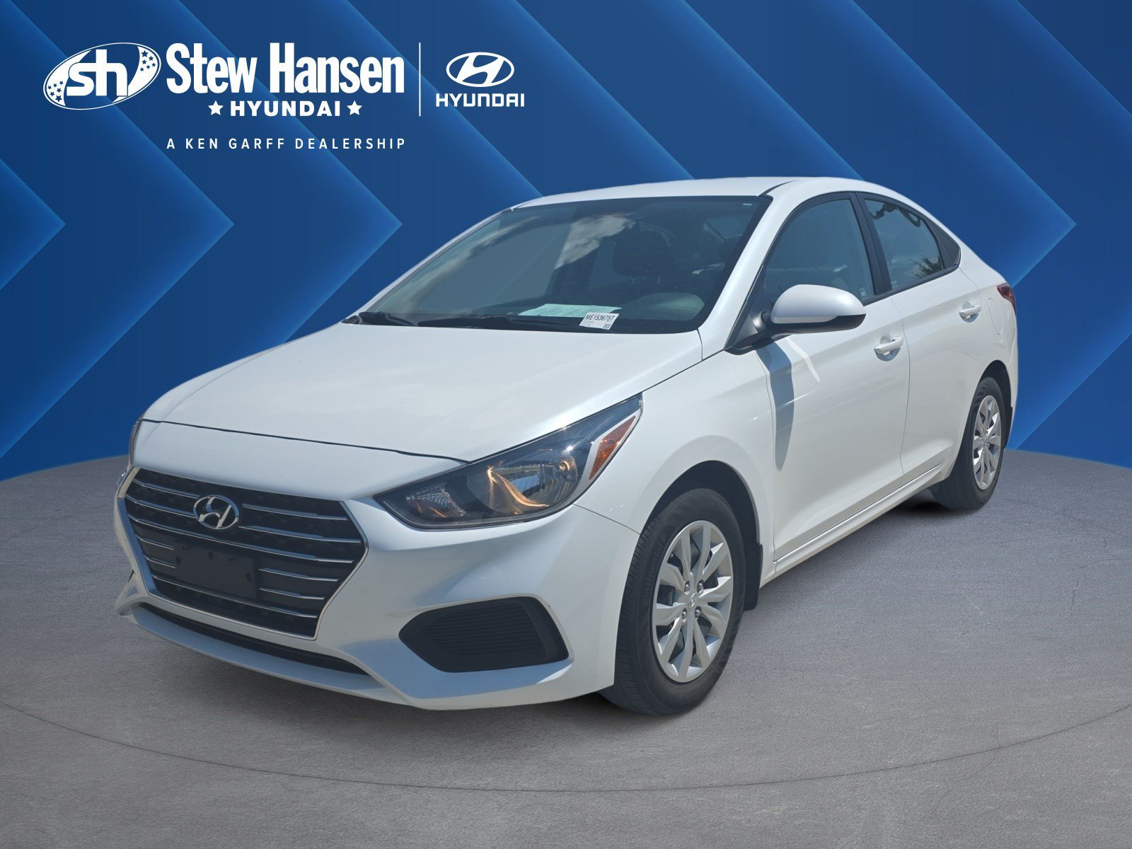 Used 2021 Frost White Pearl Hyundai SE image 1