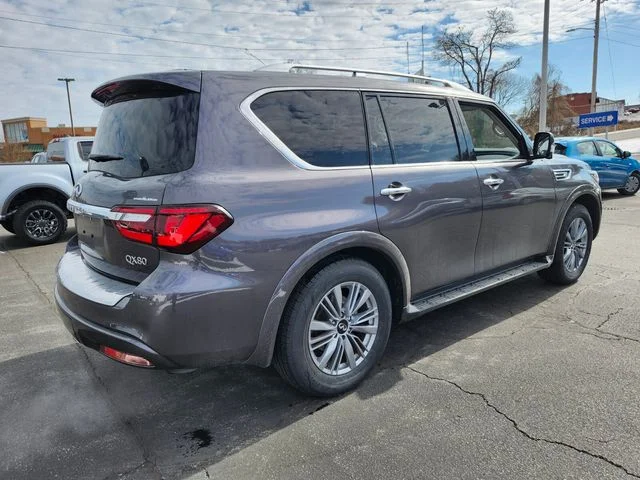 Used 2024 Gray INFINITI LUXE image 8