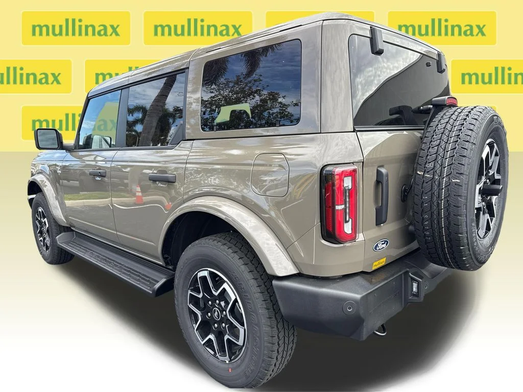 New 2026 Gray Ford Outer Banks image 4