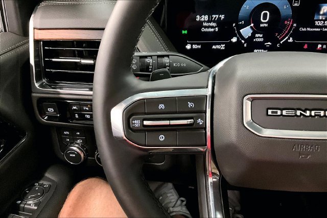 Used 2026 Onyx Black GMC Denali image 27