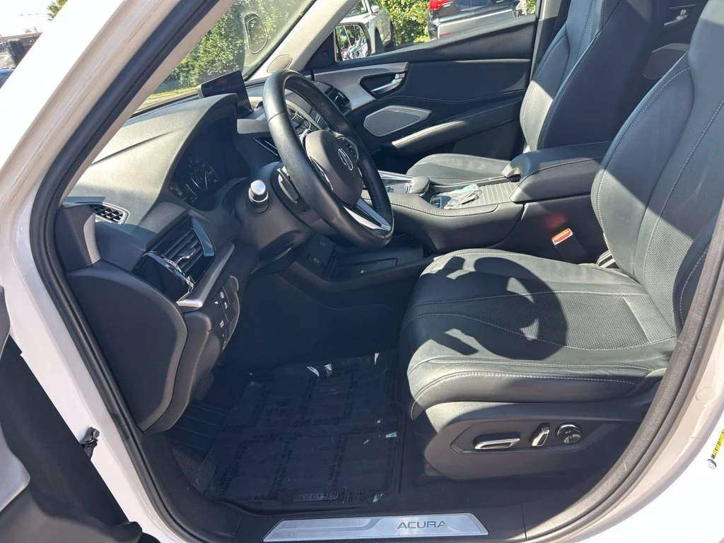 Used 2023 White Acura Technology Package image 18