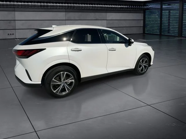 Used 2025 White Lexus 350 Premium image 8