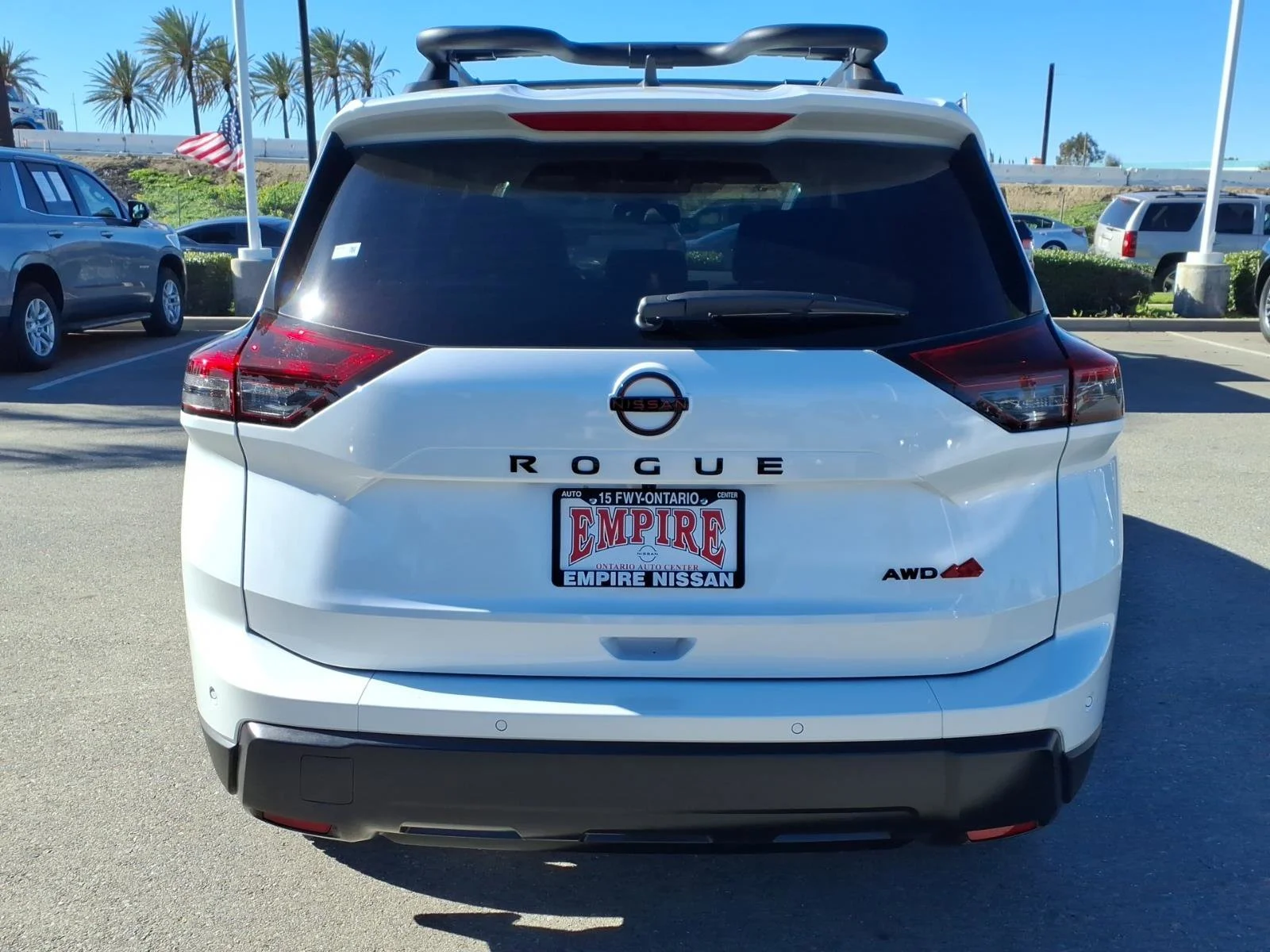 New 2026 Everest White Pearl TriCoat Nissan Rock Creek® image 4