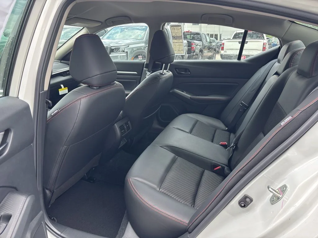 New 2026 Pearl White TriCoat / Super Black Two-tone Nissan SR image 14
