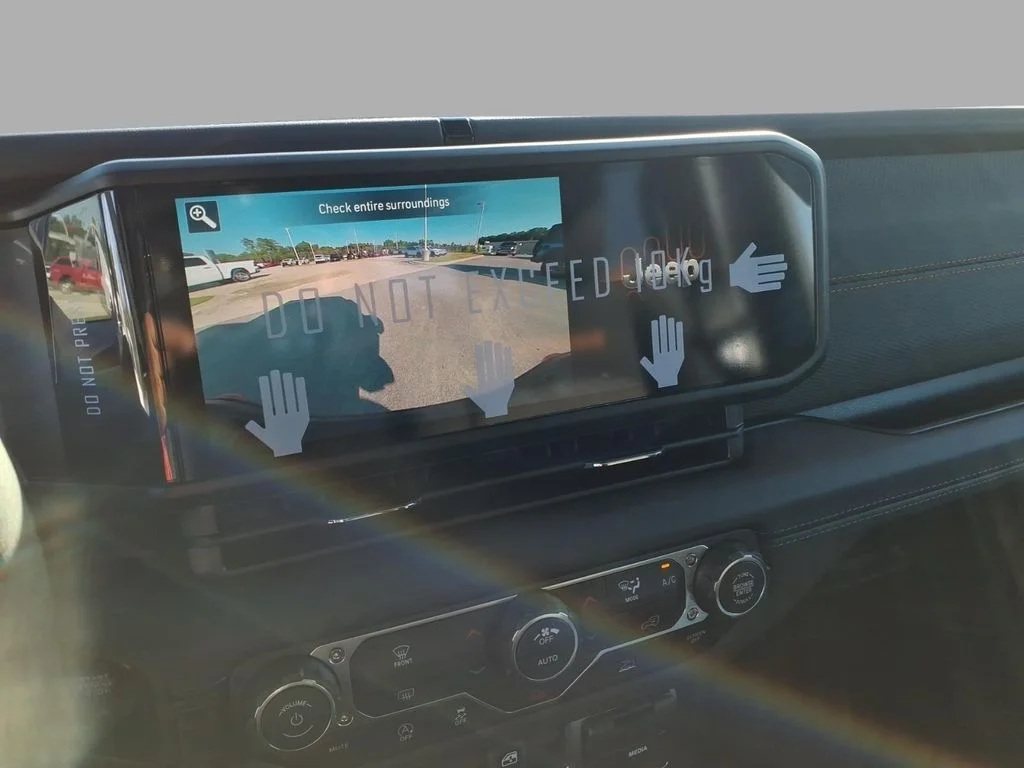 New 2026 Hydro Blue Pearlcoat Jeep Mojave image 17