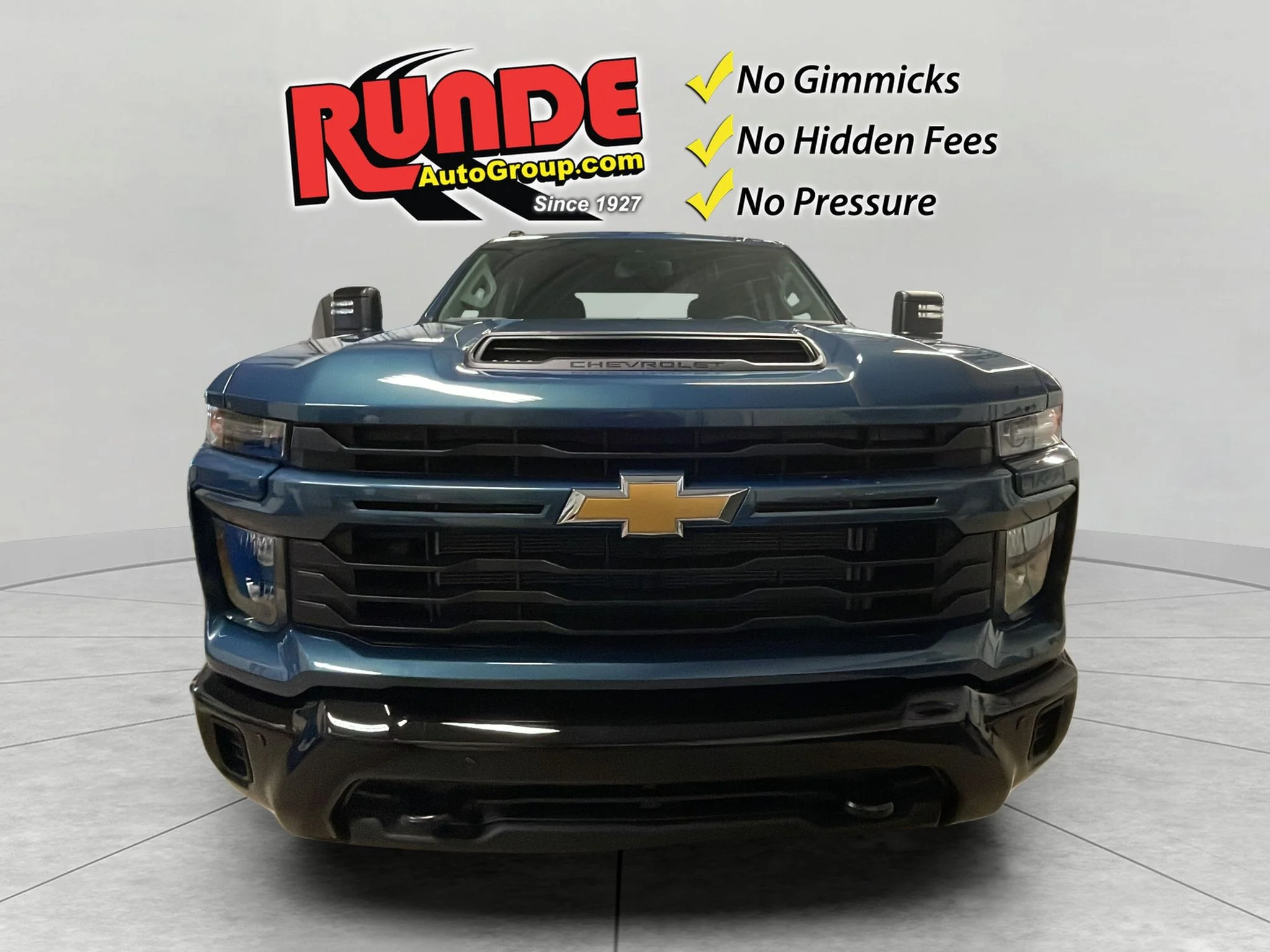 Used 2026 Lakeshore Blue Metallic Chevrolet Custom image 9