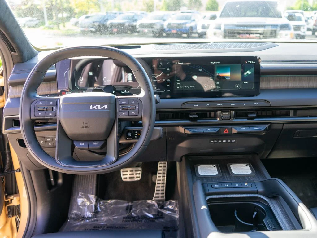 New 2027 Terrain Brown Kia X-Line SX Prestige image 17