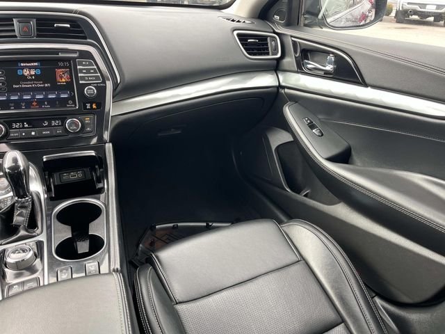 Certified Used 2023  Nissan 3.5 SL image 14