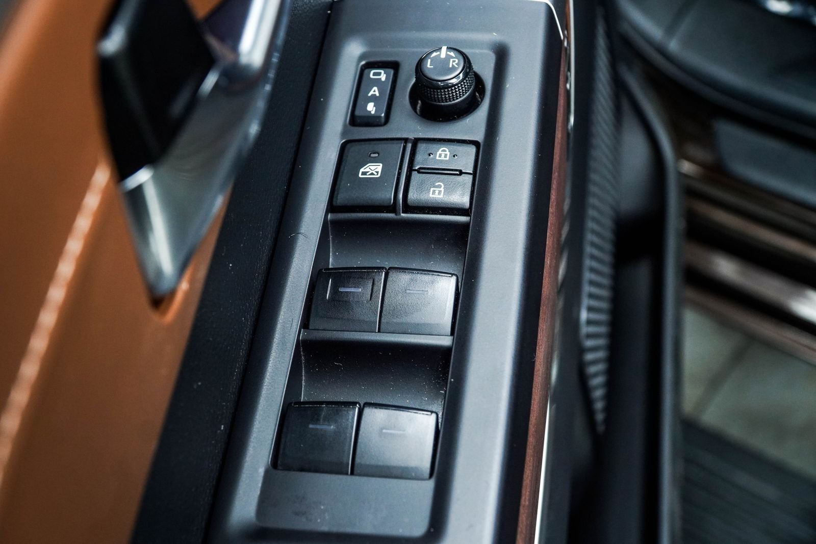 Used 2023 Brown Toyota 1794 image 39