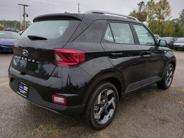 New 2026 Black Hyundai SEL image 5