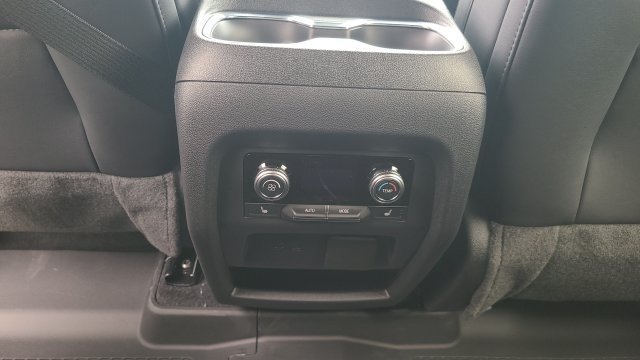 2027 GMC Acadia Elevation - Photo 24