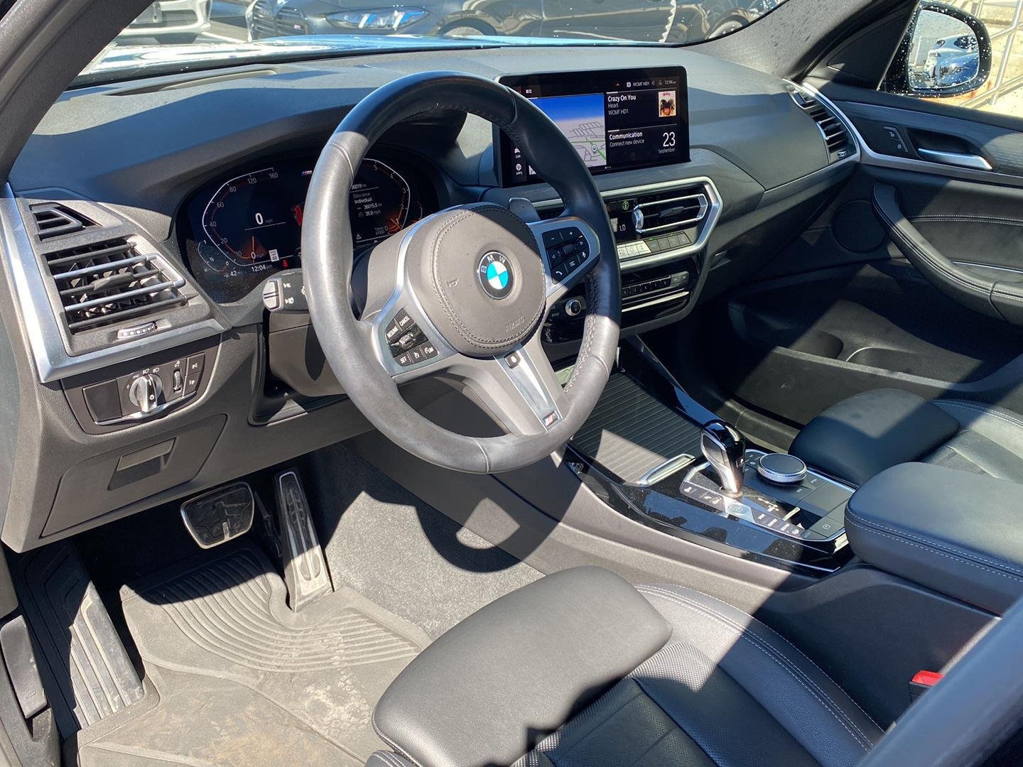 Used 2024 Black Sapphire Metallic BMW xDrive30i image 10
