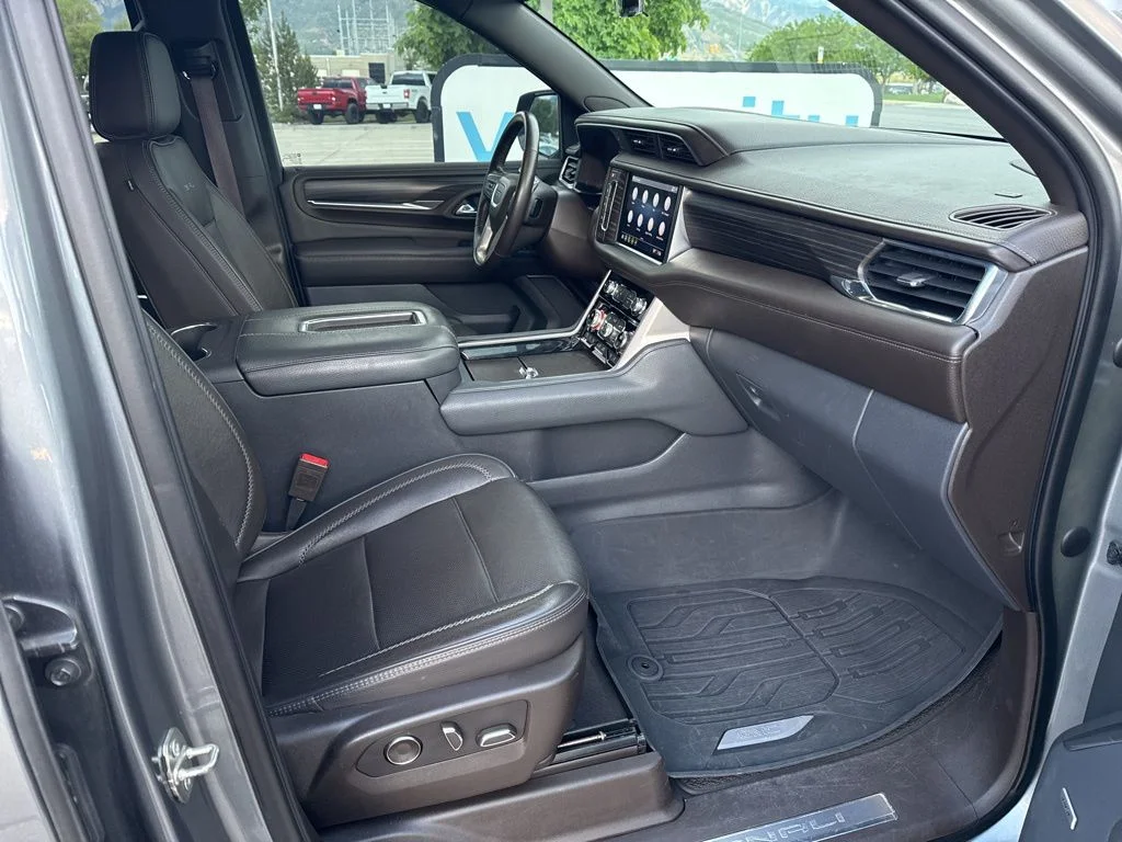 Used 2021 Gray GMC Denali image 25
