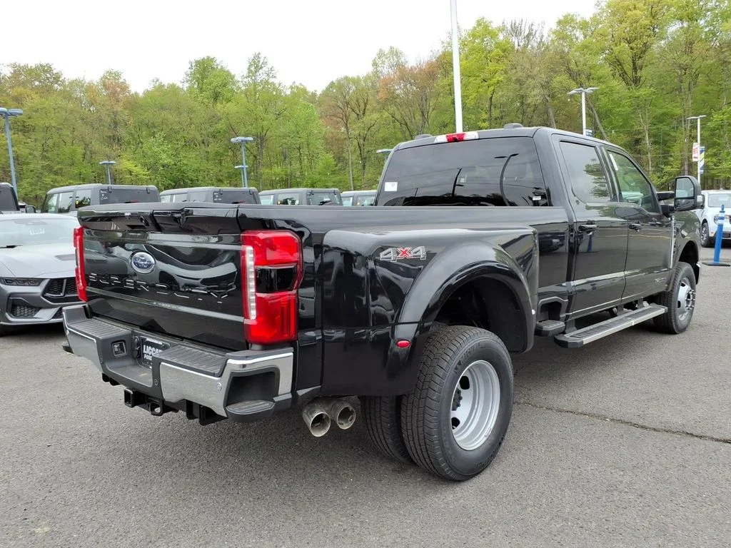 New 2026 Agate Black Metallic Ford F-350® XLT image 6