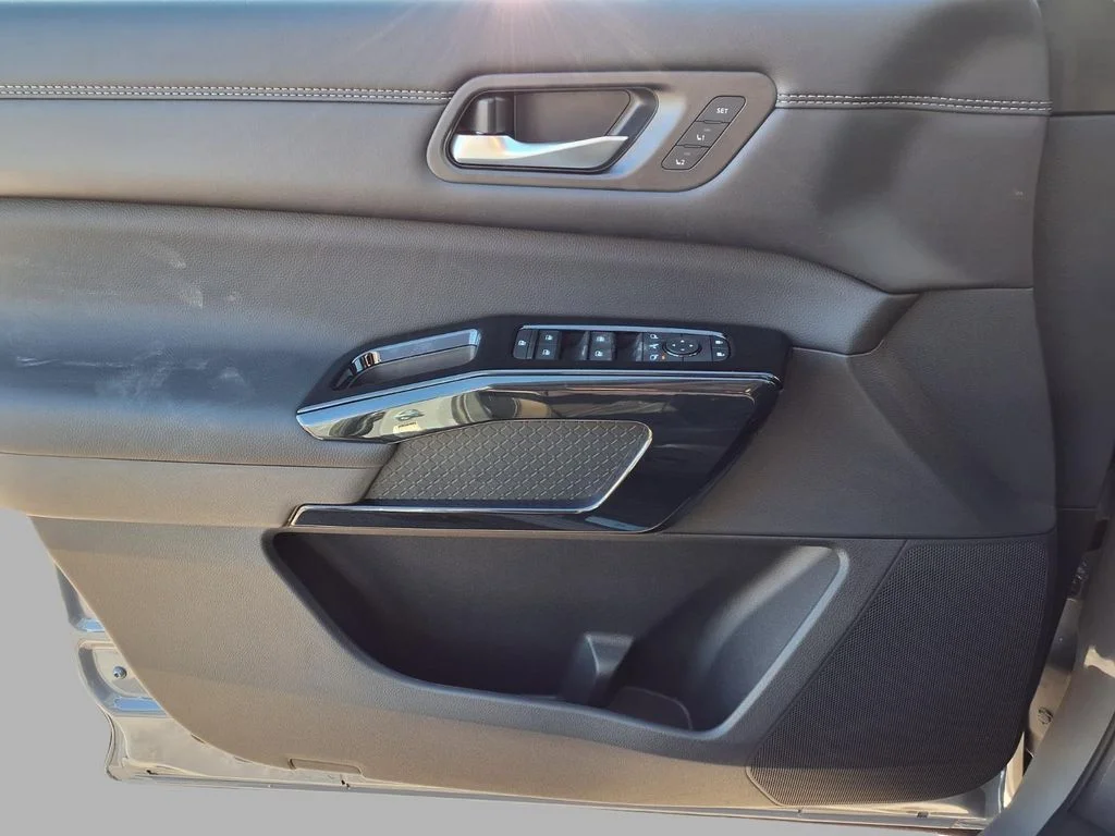 New 2026 Boulder Gray Pearl Nissan Platinum image 19