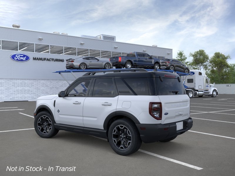 New 2026 Space White Metallic Ford Outer Banks® image 5