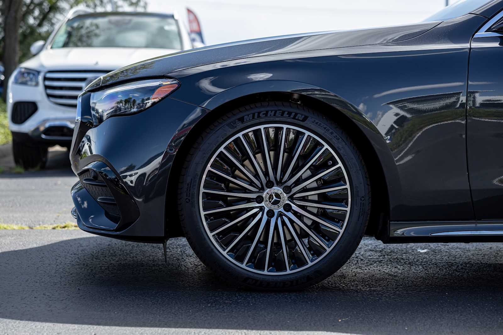 New 2027 Graphite Grey Metallic Mercedes-Benz E 350 image 35