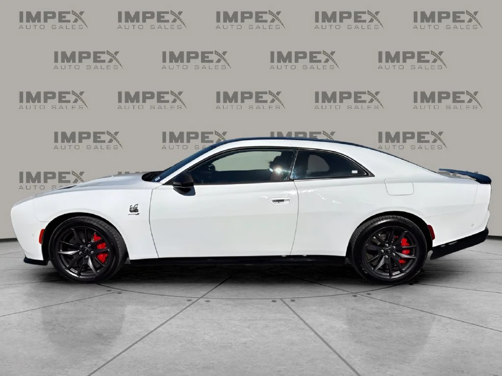 Used 2024 White Dodge R/T Scat Pack image 2