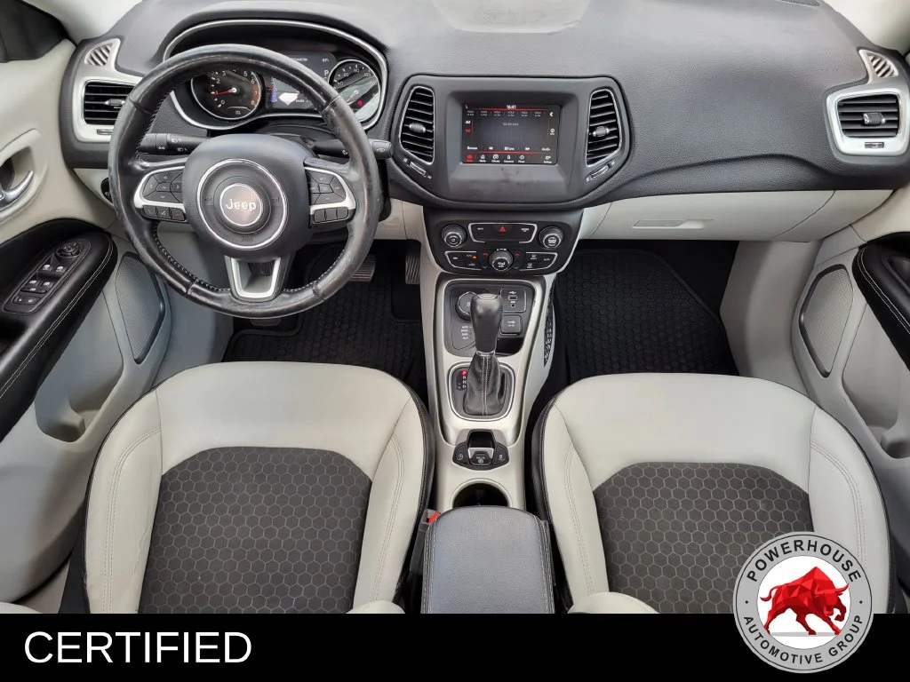 Used 2019 Gray Jeep Latitude image 17